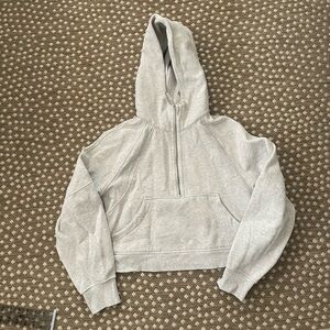 Lululemon cropped half zip scuba hoodie. Size M/L. Light Gray Hoodie
